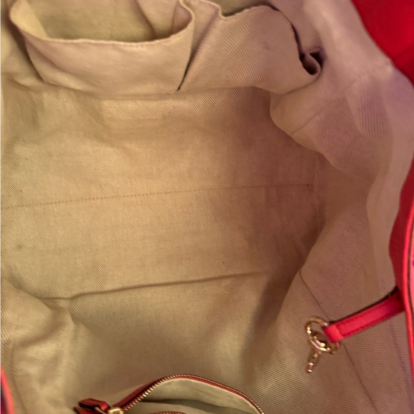 Excellent Conditions Authentic GUCCI Red/ Orange Leather Soho Tote Hand Bag - Picture 10 of 16